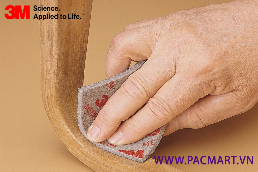nhám xốp trên các bề mặt cong hoặc góc cạnh